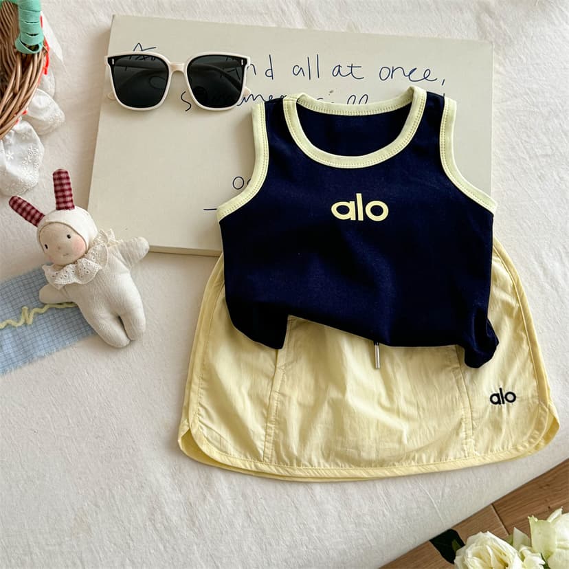 2025 New Summer Children's Vest Shorts Set for Girls Korean Style Fashionable Sports Casual Two-Piece Trendy