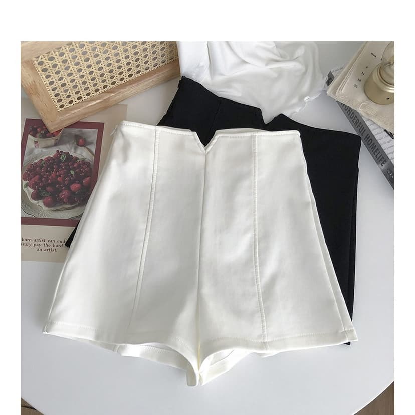 High-Waisted White Bottoming Shorts for Women to Wear Outside 2024 Summer New Style Small Internet Celebrity Slimming Look Belly-Controlling A-Line Suit