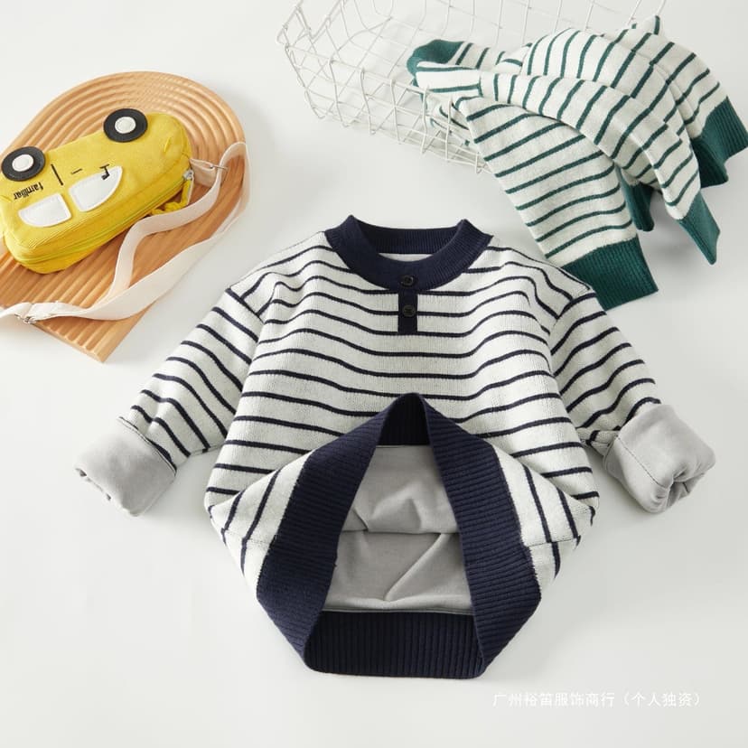 Boys' New Fleece Sweater for Children, Autumn and Winter Top with Fleece, Stylish Thickened Cationic Sweater for Baby Boys