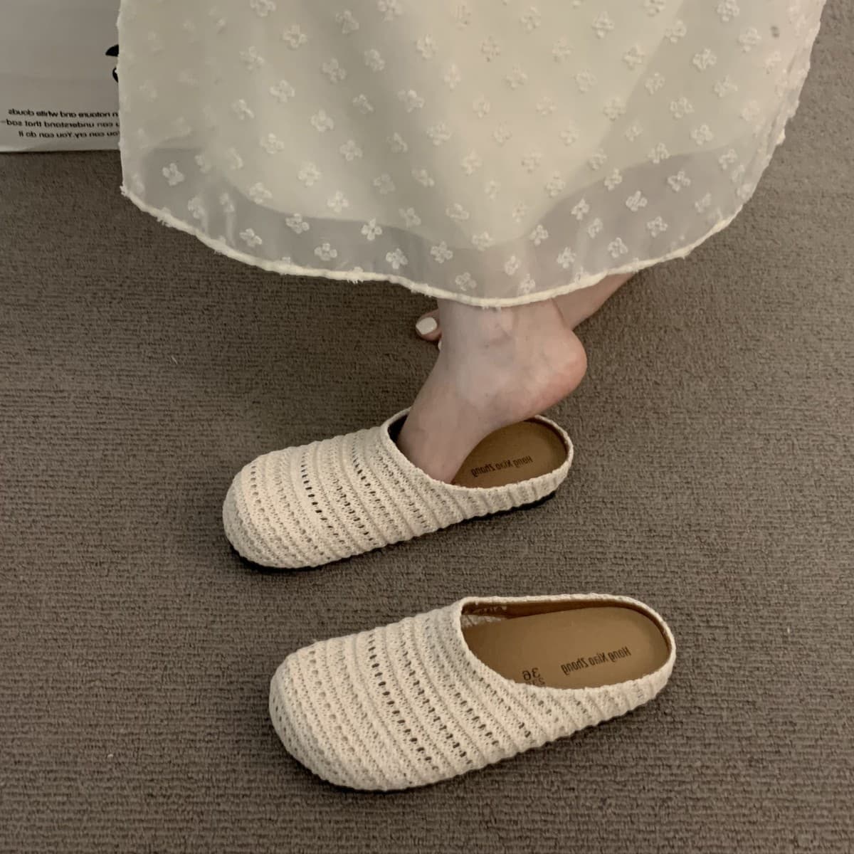 French-Style Niche Mesh Hollow Breathable Closed-Toe Mules for Women, 2025 Summer New Outdoor Roman Half-Sandals