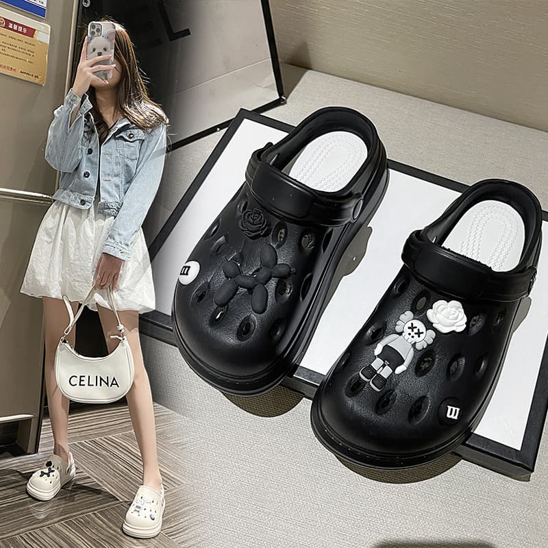 Croc Shoes for Women 2024 New Summer Outer Wear Thick-Soled Sandals Soft-Soled Toe-Cap Half-Slippers