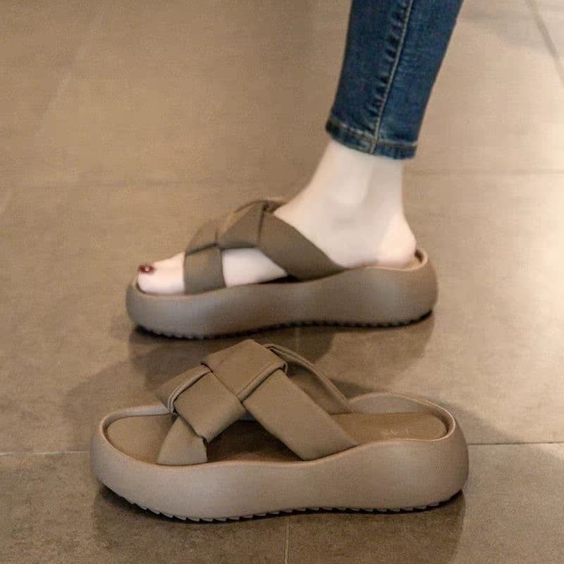 Sandals for Women, Fashionable Outer Wear, 2025 Summer New Thick-Soled Women's Shoes, Soft-Soled Non-Slip Seaside Beach Sandals