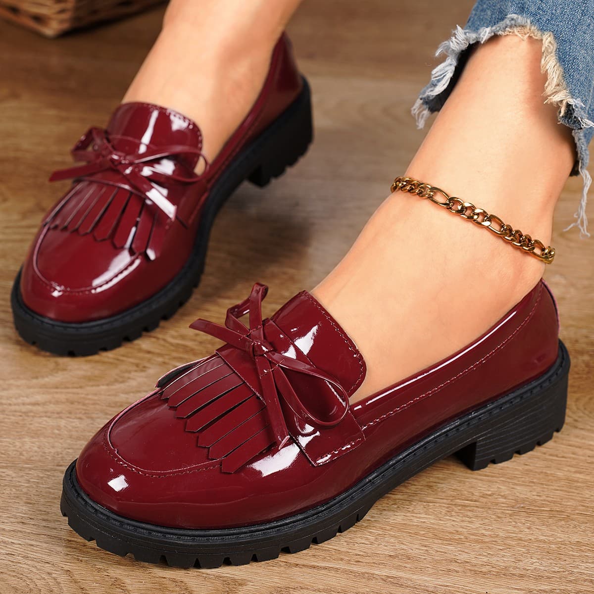 Cross-border plus size Loafers Women Spring and Autumn 2024 New Patent Leather Bow Mary Jane Shoes Casual Shoes Women