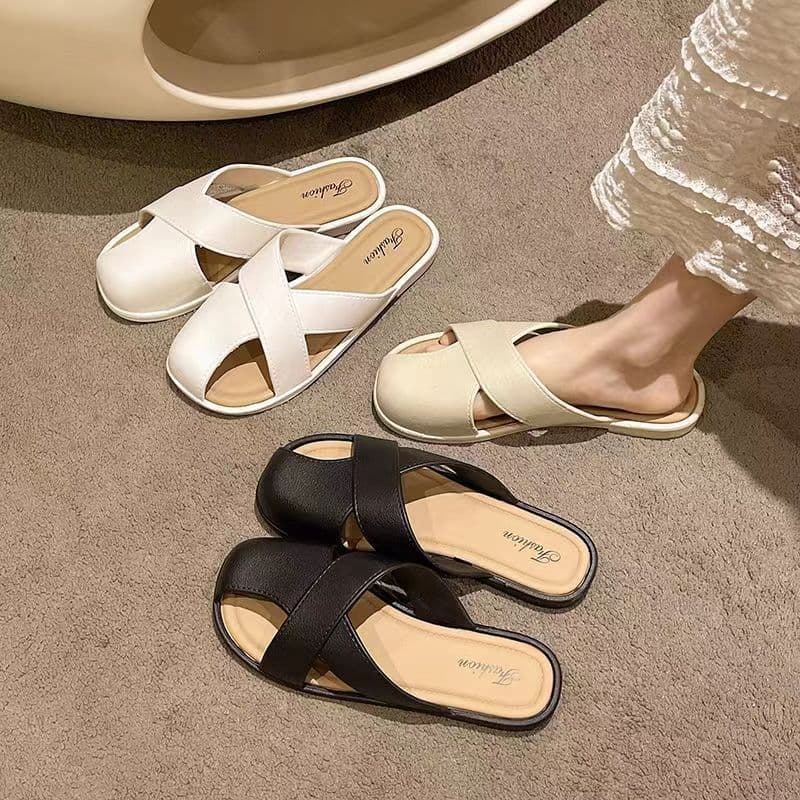 Slippers for Women to Wear Outside, Low-Heeled, Soft-Soled, 2025 New Summer Toe-Toe Slippers with Skirts, Fairy Cut Out Slippers