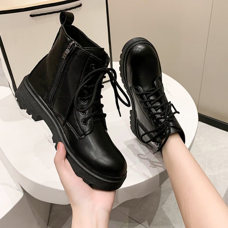 Boots Women's British Style 2025 Spring and Autum New Versatile Internet Celebrity Thin Ins Trendy Single Boots Slim Short Boots